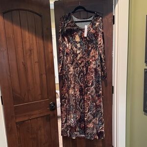 Soft SurroundingsElegant Multicolor Floral Dress